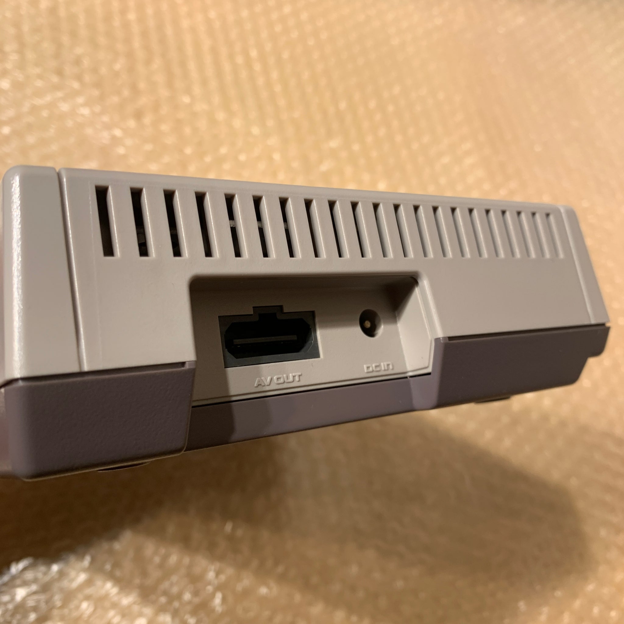 Wireless Famicom Controller NESRGB (V4.1) AV Famicom set with wireless controller and NES adapter ...
