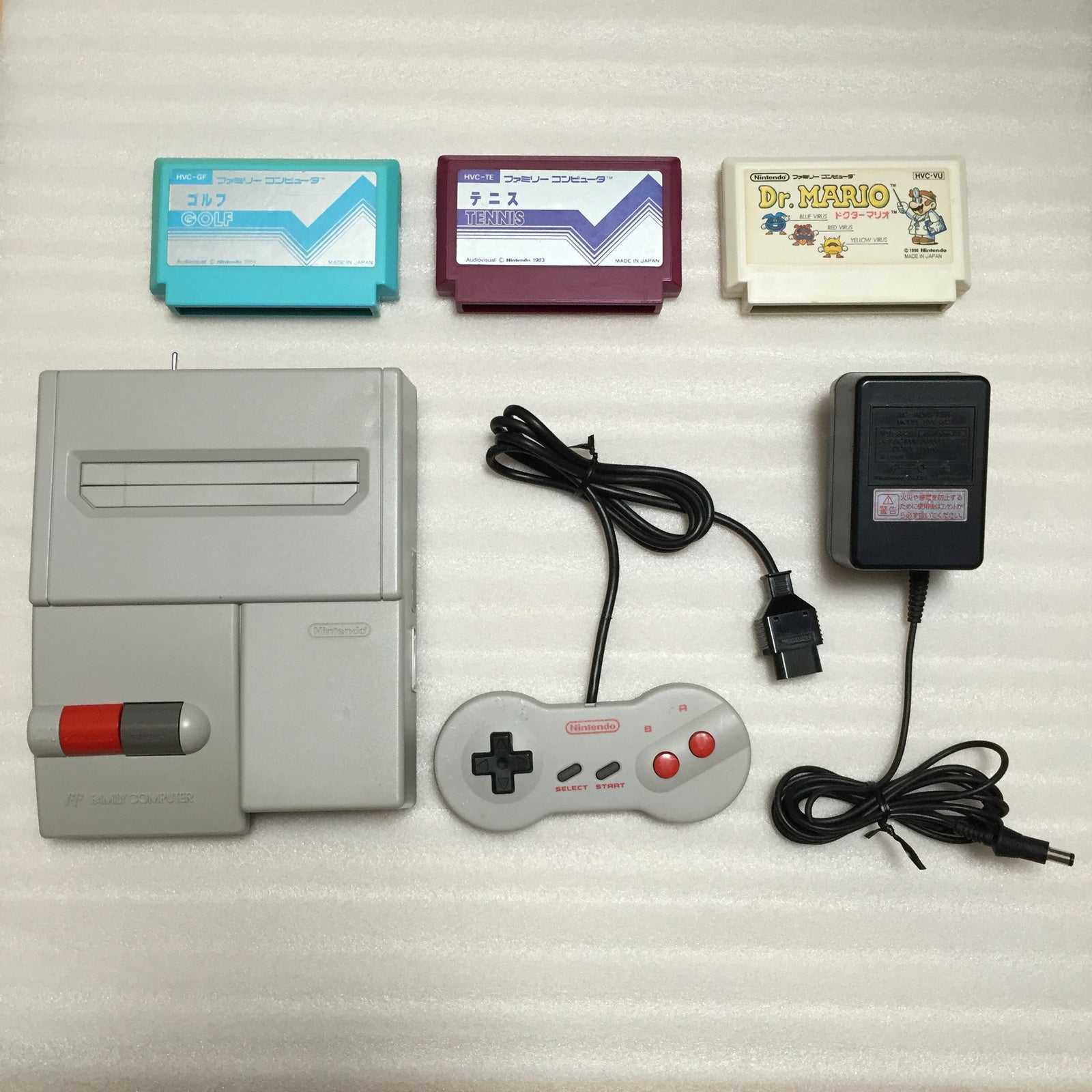 NESRGB Modded AV Famicom - Nintendo set
