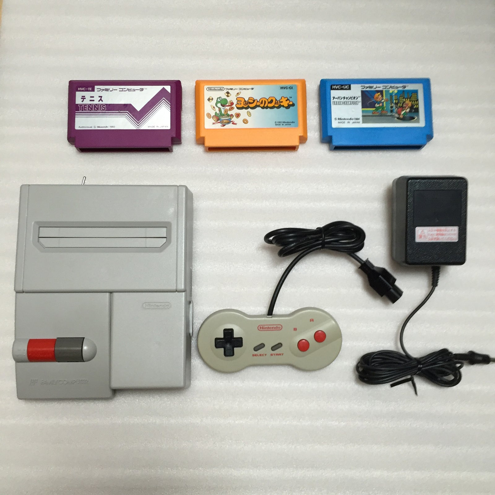 NESRGB Modded AV Famicom - Nintendo set 2