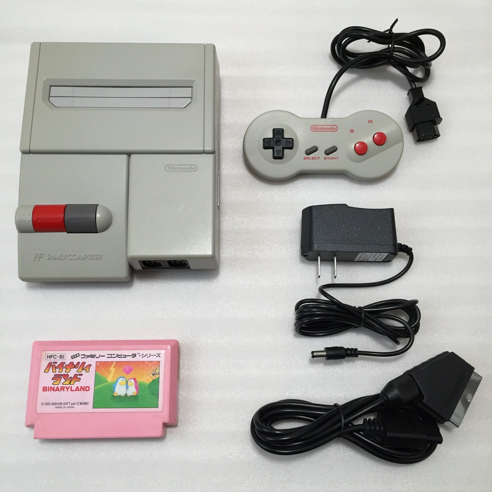 NESRGB Modded AV Famicom - Binary Land set