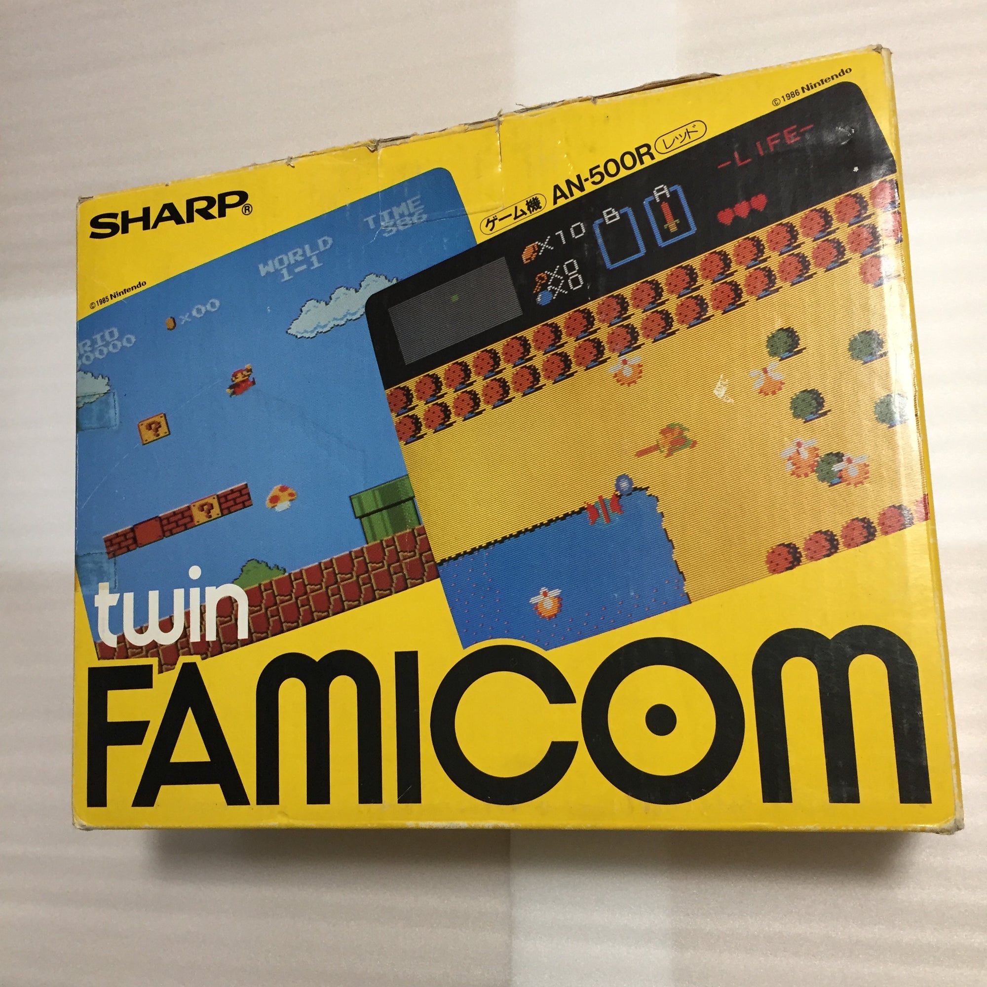 Boxed NESRGB Modded Twin Famicom set (AN-500R)