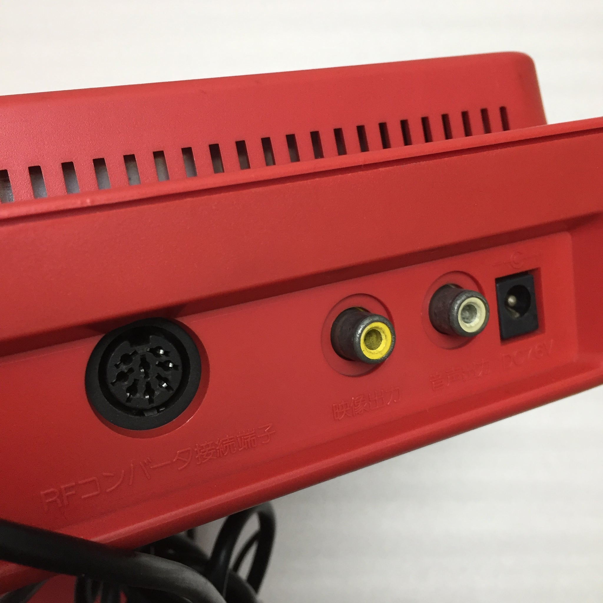 Console Sharp Twin Famicom AN-500R Rossa - Edizione Retro Showa - Usata Ottime Condizioni - Foto 2