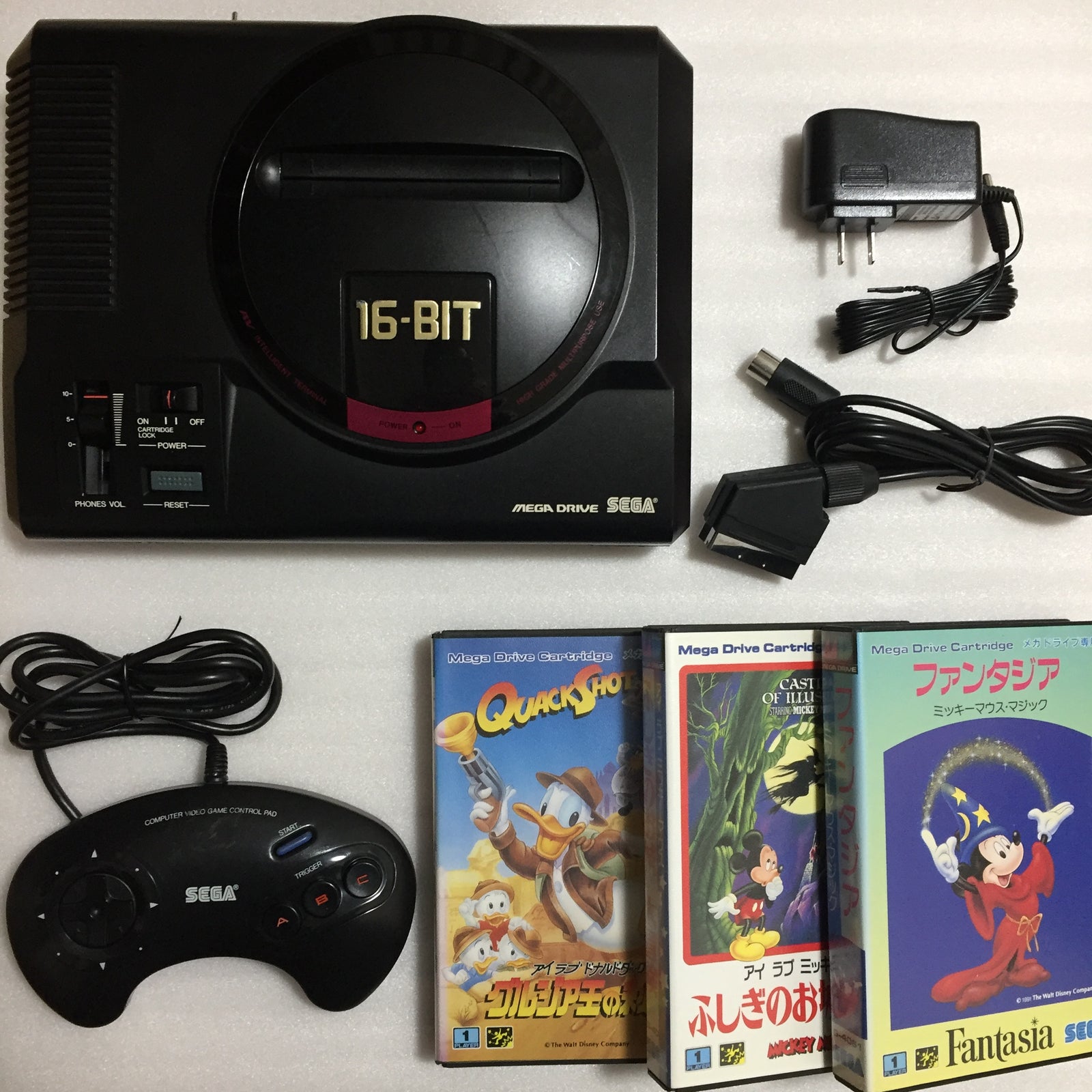 Megadrive - Region free with RGB cable - Disney set