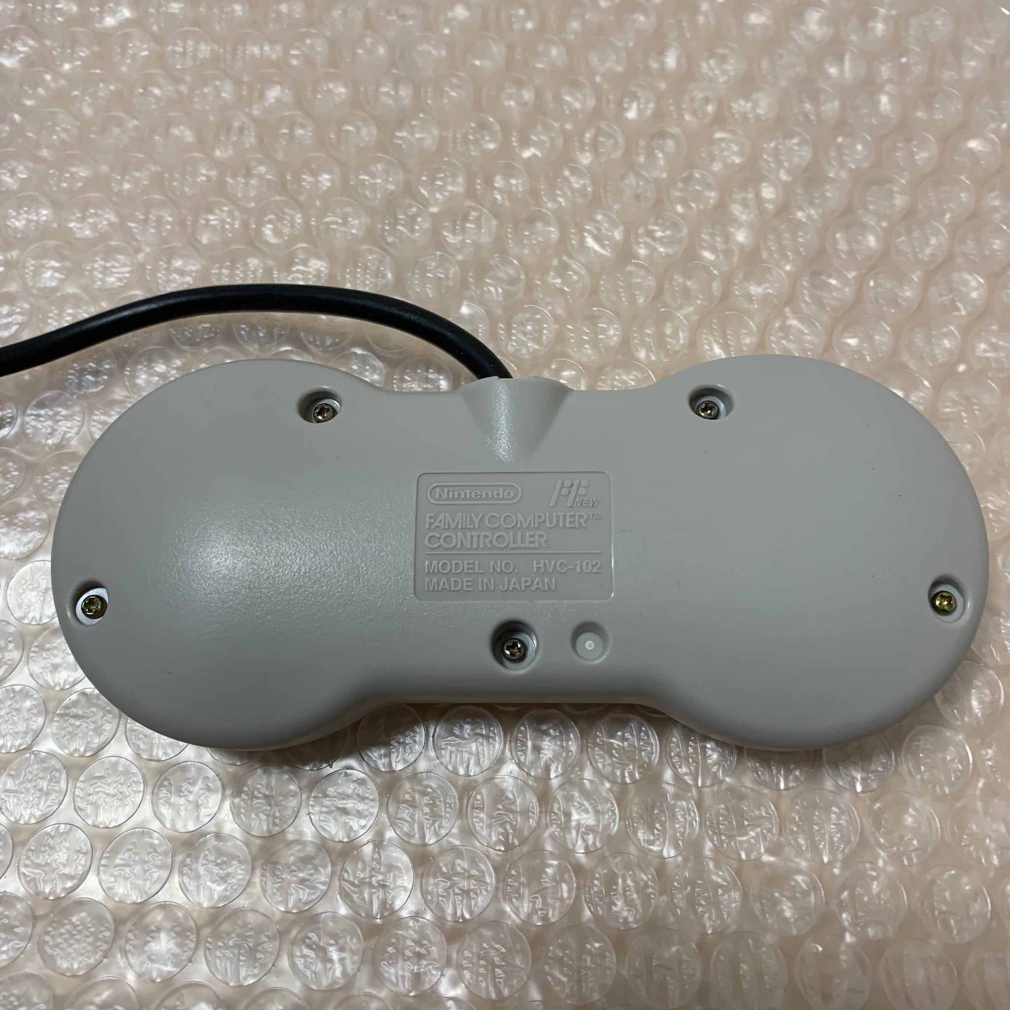 thumbnail image 2 of Nintendo Famicom Dogbone Controller – HVC-102 – NES Japan – Tested, Used 2 of 2
