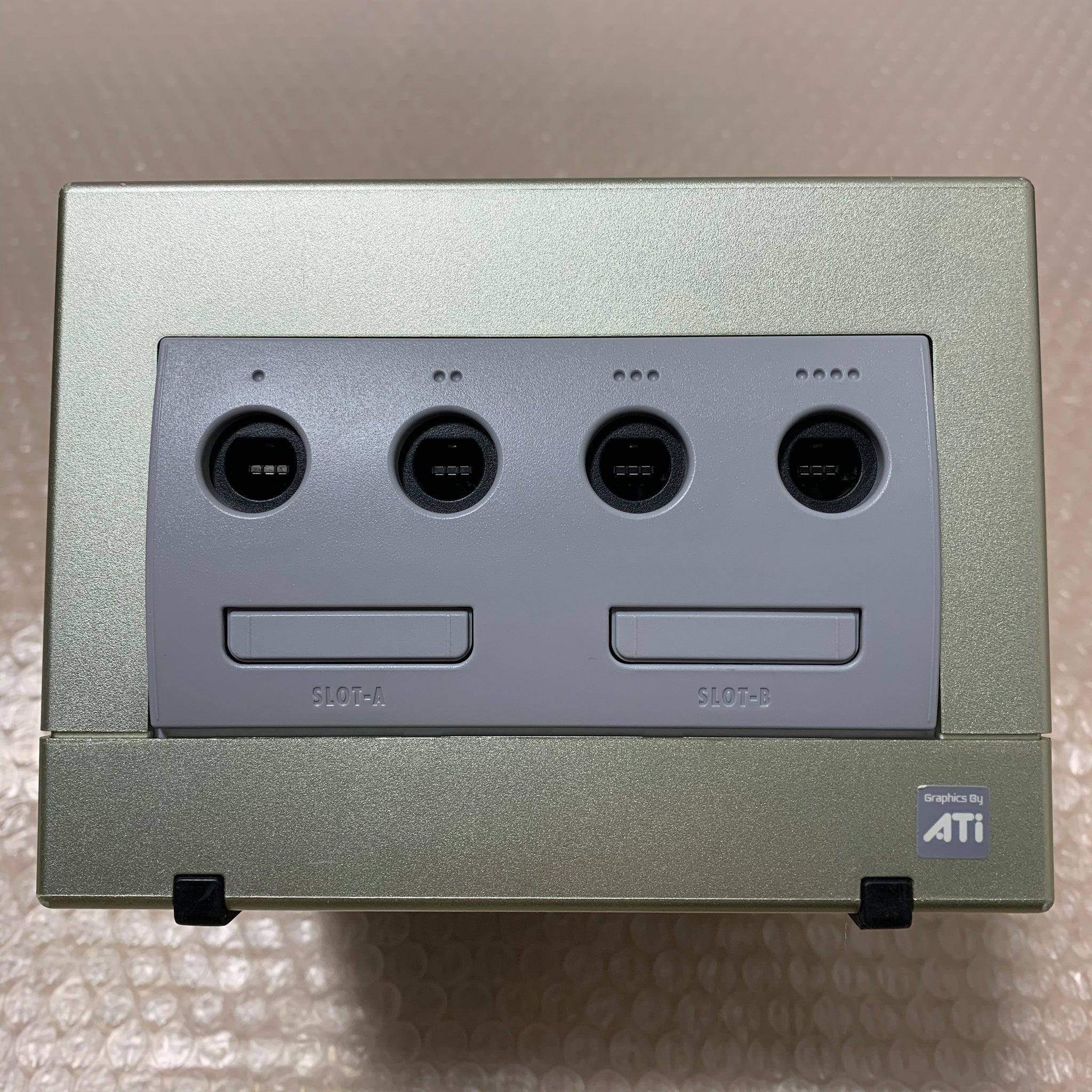 Gamecube System - Starlight Gold - HDMI kit and Region free - RetroAsia
