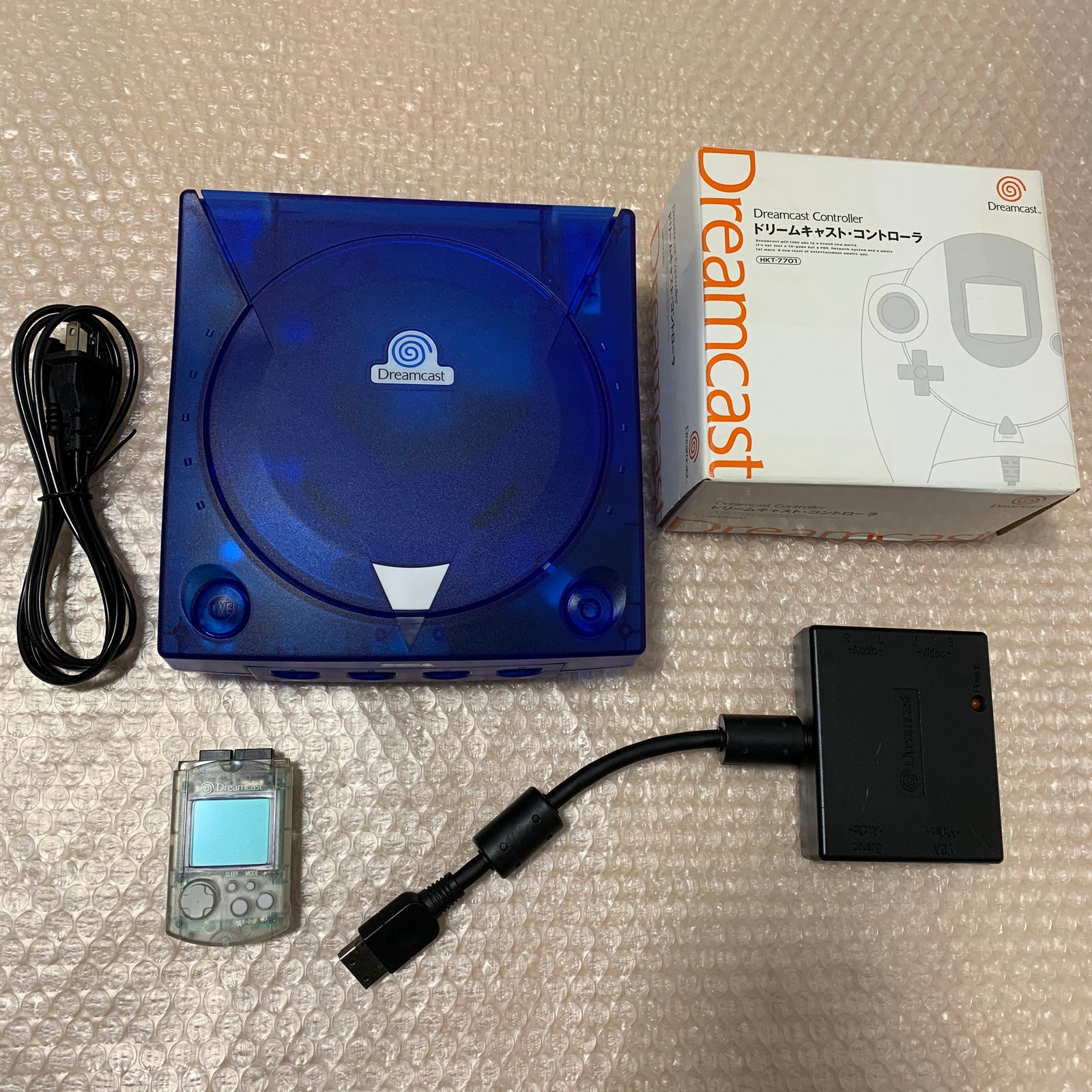 Dreamcast set with VGA Box and GDEMU - Region Free