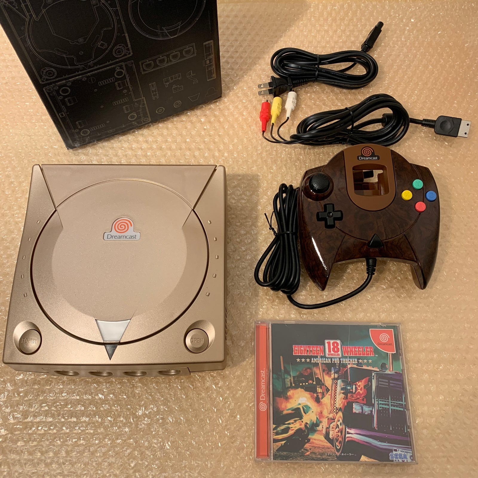 Dreamcast set with DCDigital HW2 - Region free
