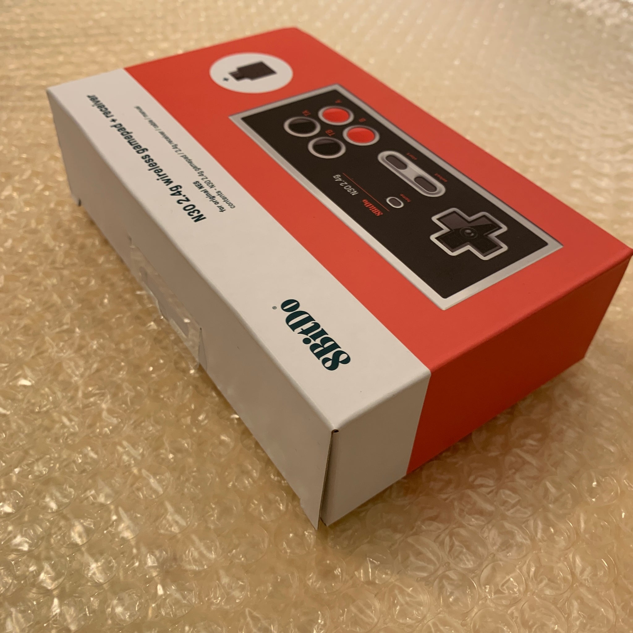 Wireless Famicom Controller NESRGB (V4) AV Famicom set with wireless controller and NES adapter ...